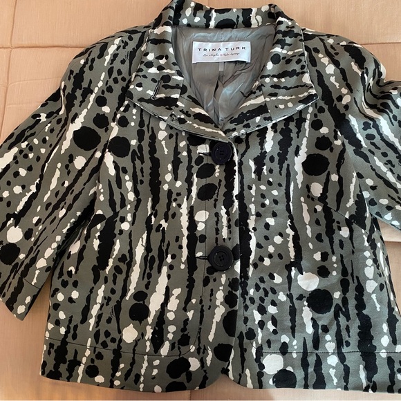 Trina Turk Elegant Gray Jacket - Picture 6 of 10